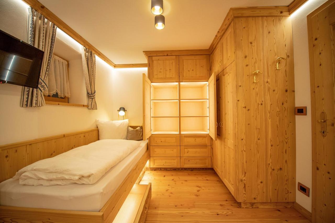 Apartments Berna 오르띠세이 외부 사진